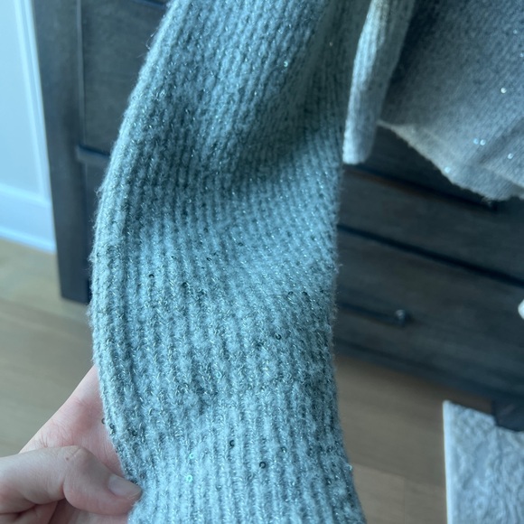 Express Gray Crew Neck Sweater with Chunky Knit - Picture 3 of 4